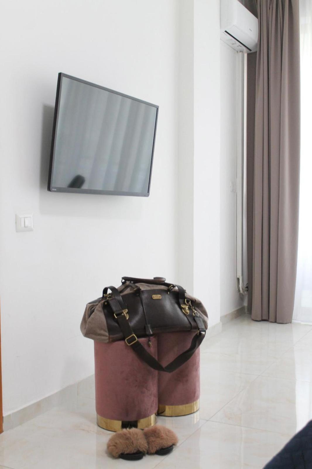 B&B Central Rooms 137 那不勒斯 外观 照片