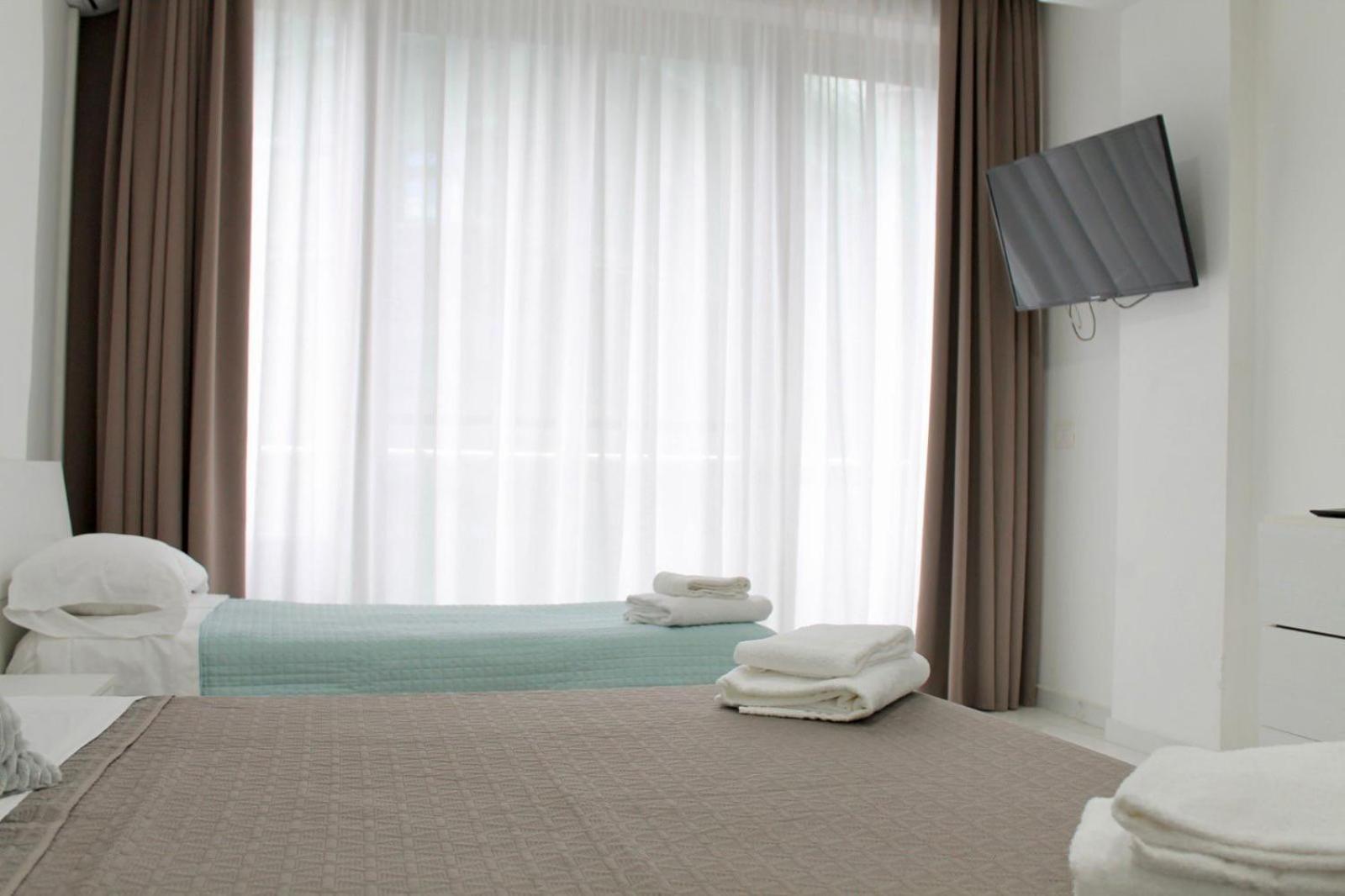 B&B Central Rooms 137 那不勒斯 外观 照片